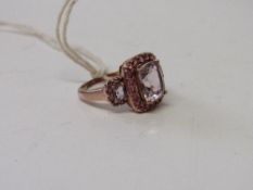 9ct rose gold topaz ring with pink surround, size P, weight 3gms