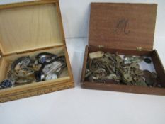 Box of watches & a box of coins & keys