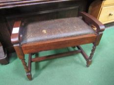 Barley twist 2 seater piano stool. Estimate £10-20.