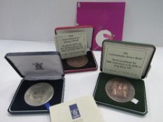 5 Royal Mint various coins/medals with certificates. Estimate £60-80.