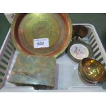 Onyx cigarette box, small brass tray, 2 small brass pots & other metal ware. Estimate £10-15.