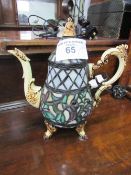 Tiffany Oriental teapot lamp. Estimate £15-20.