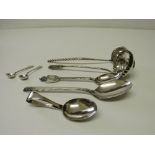 Silver baby's spoon, Birmingham 1913, 2 silver condiment spoons, 2 small silver plated ladles, 2