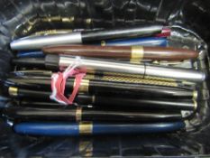 Box of fountain pens, 3 with gold nibs.  Estimate £40-50.