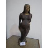 Modern British impressionist female statue. Estimate £30-40.