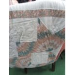 Double patchwork quilt & a qty of table linen