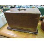 Antique Frister & Rossmann sewing machine in case c/w key. Estimate £10-20.