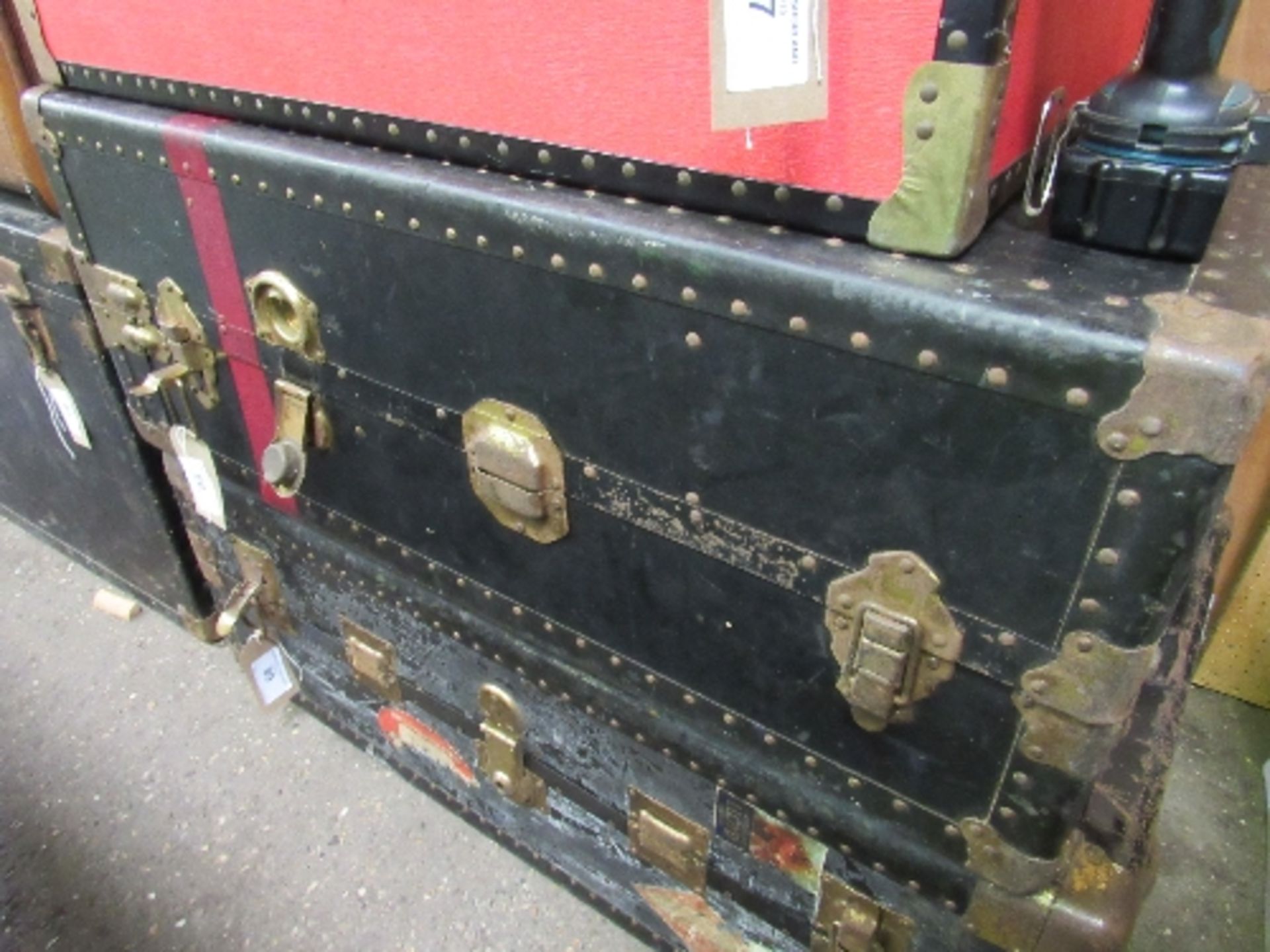 Black coloured wardrobe trunk. Estimate £10-20.