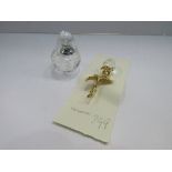 Swarovksi scent bottle & tulip gold & crystal brooch. Estimate £20-30.