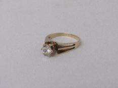 9ct gold solitaire ring, size P, weight 3.4gms