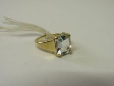 18ct aquamarine ring with 3 carat stone octagonal cut. Estimate £120-140.