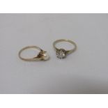 Silver gilt solitaire paste ring, size P & a 9ct gold solitaire pearl set ring, size N, total weight