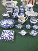 Large qty of blue & white chinaware including Spode. Estimate £20-40.