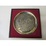 1977 Christmas plate, hallmarked, silver Sheffield 1977, 20cms diameter, 6.82ozt c/w certificate