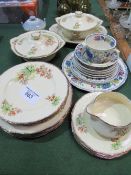 Qty of Alfred Meakin plates & tureens, qty of Mason's plates & a Wedgwood jar. Estimate £10-20.