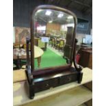 Dome top Edwardian mahogany dressing table mirror with twin drawers. Estimate £10-30.