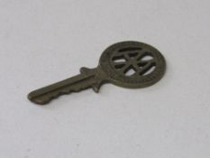 1920 AA phone box key, Estimate £50-80.
