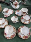 Royal Albert 'Old Country Roses' part dinner & tea set