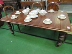 Mahogany wind-out dining table on heavy turned legs c/w handle, 190cms x 100cms x 74cms. Estimate £