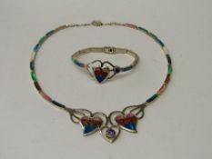 Multicolor 925 silver necklace & bracelet set in wooden box. Estimate £30-40.