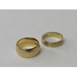 18ct gold wedding band, size I, wt 6.1gms & a 9ct gold wedding band, size J, wt 2.2gms. Estimate £
