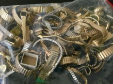 Qty of various gold, plate & tone watch straps & parts.  Estimate £10-20.