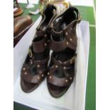 Pair of lady's Gucci Cocoa shoes, code no. 206772, San Pelle S Cuolo Lifford Pumps, size 38 (