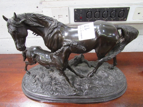 Metal figure of mare & foal together with a foal figurine, signed R Sefton. Estimate £50-80. - Image 4 of 6