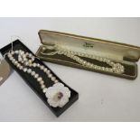 2 cultured pearl necklaces. Estimate £10-20.