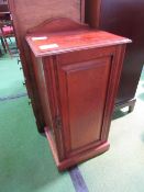 Mahogany pot cupboard, 39cms x 34cms x 76cms. Estimate £20-30.