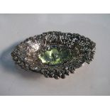 Sterling silver bonbon dish. Estimate £15-20.