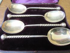 Box of bone handled fish knives & forks, box of 2 silver plate Apostle spoons & box of 4 silver