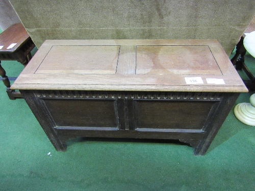 Small oak chest, 91cms x 38cms x 56cms. Estimate £30-50. - Image 2 of 2