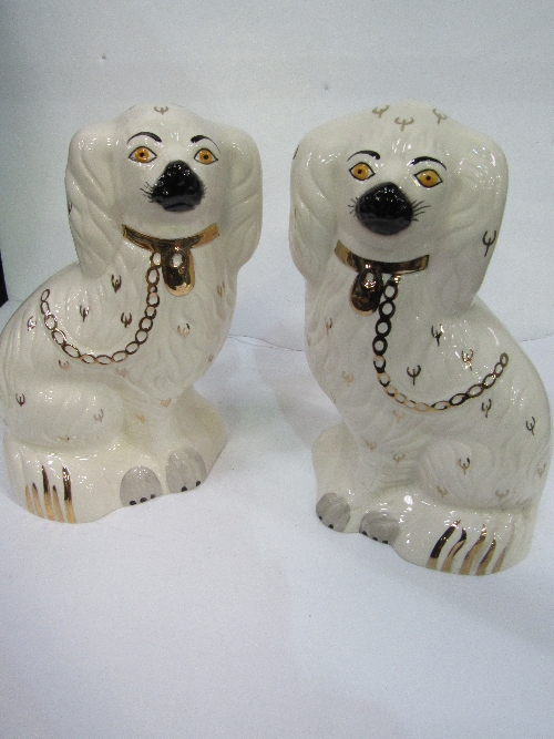 A pair of Beswick Staffordshire dog figurines. Estimate £20-30.