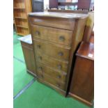 Oak chest of 5 drawers with rising lid, 61cms x 39cms x 110cms. Estimate £10-20.