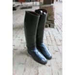 Pair of long black leather riding boots, size 8½