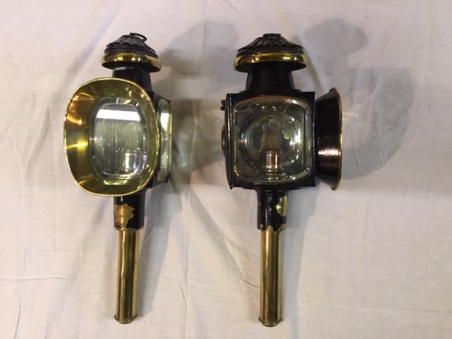Pair of carriage lamps by Lockwood & Clarkson. Used with Lot 321