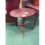 Mahogany pedestal oval tilt-top table, diameter 60cms x 68cms. Estimate £10-20.