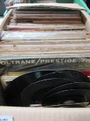Qty of mainly 33 1/3 rpm records. Estimate £10-20.