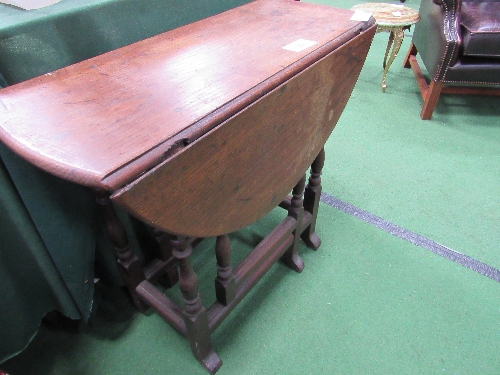 Oak drop-side gate leg table, 88cms x 77cms x 69cms. Estimate £20-30. - Image 2 of 2