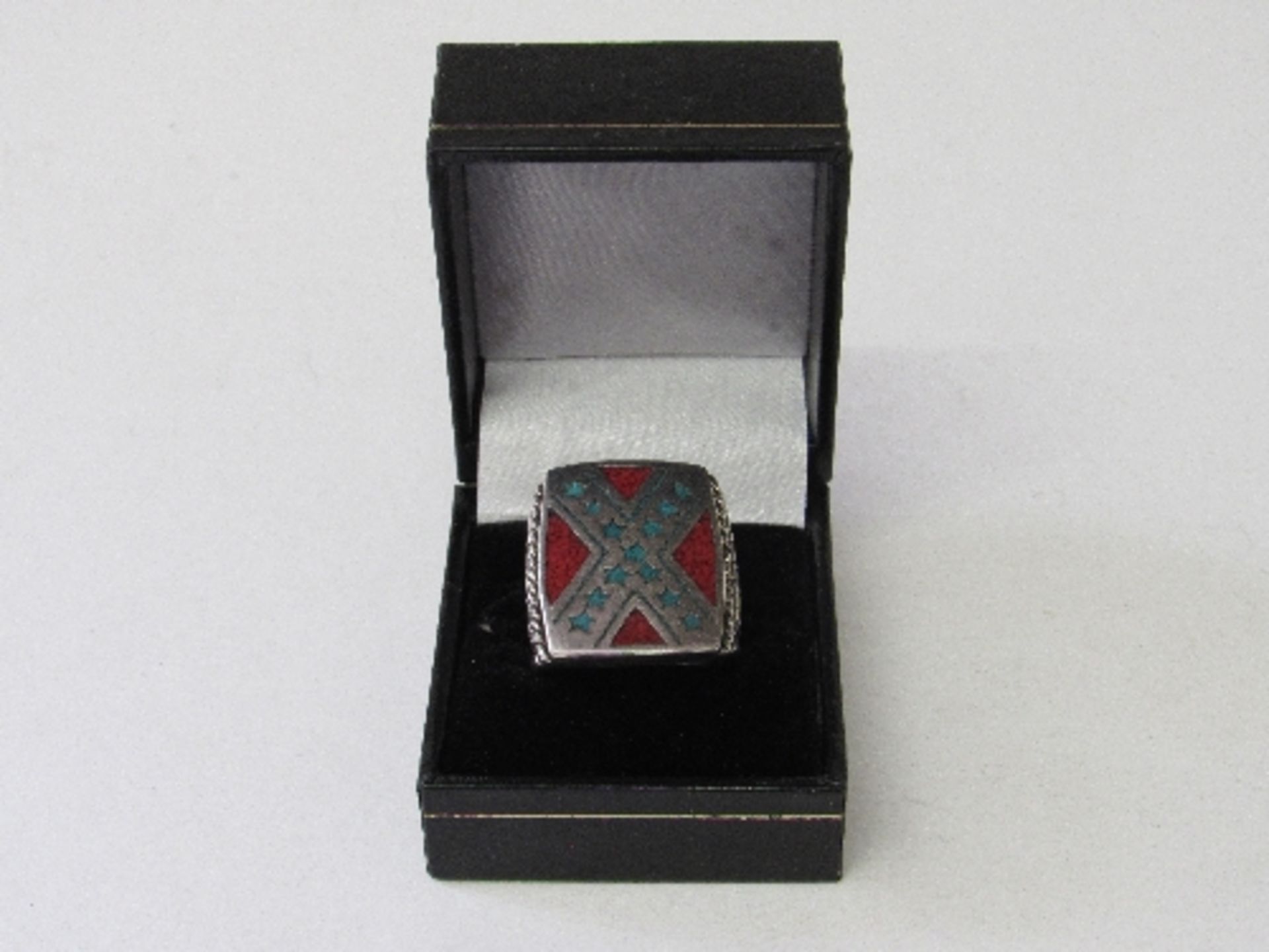 Man's Confederate Flag style ring, size Q. Estimate £10-20.