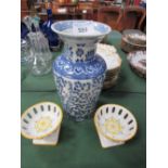 A blue & white Chinese vase, height 30cms & 2 Portuguese pottery dishes. Estimate £20-30.