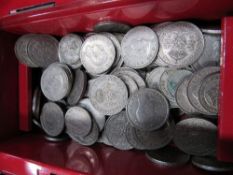 Large qty of old coins. Estimate £20-30.