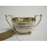 Sugar bowl made by Thomas Wilkie Barber, 1900, wt 107gms. Estimate £45-55.