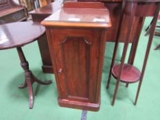 Mahogany pot cupboard with a glass top, 32cms x 40cms x 84cms. Estimate £5-10.