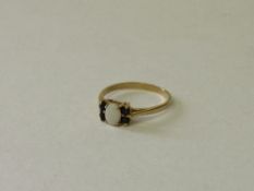 9ct sapphire & opal ring, size M. Estimate £25-35