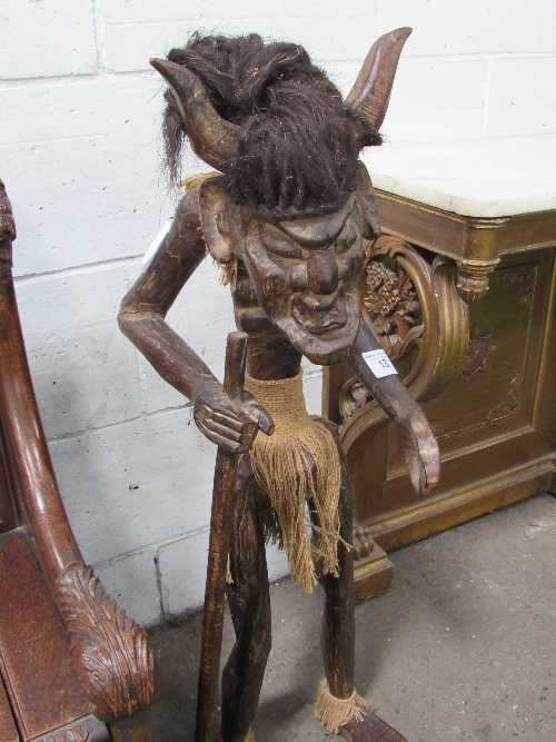 Wooden African figure, height approx 107cms. Estimate £20-30. - Image 3 of 3