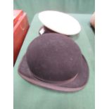 Naval-type hat, 6 7/8, gents hunting bowler hat, size 7 3/8. Estimate £5-10.