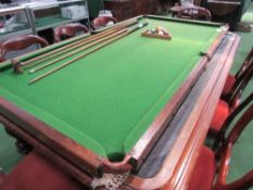 Slate bed table top snooker table with balls, cues & scoreboard. Estimate £40-50.