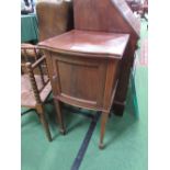 Mahogany pot cupboard. Estimate £10-20.